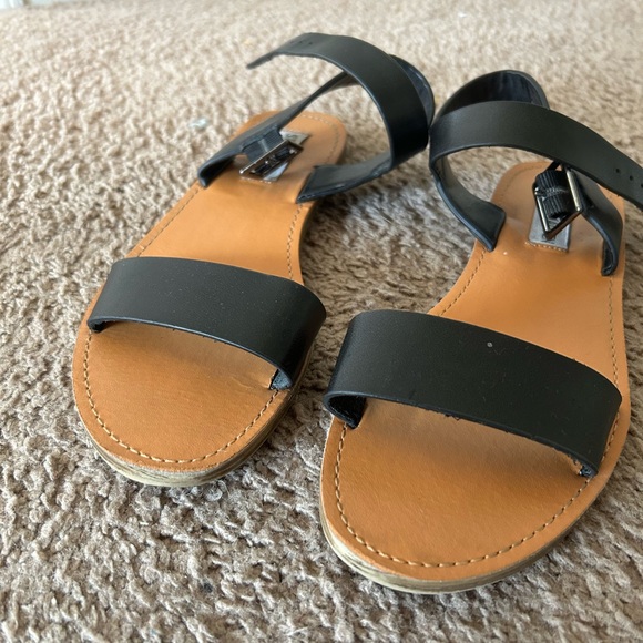 Steve Madden Zone Ankle sandal, size 7M - Picture 2 of 4